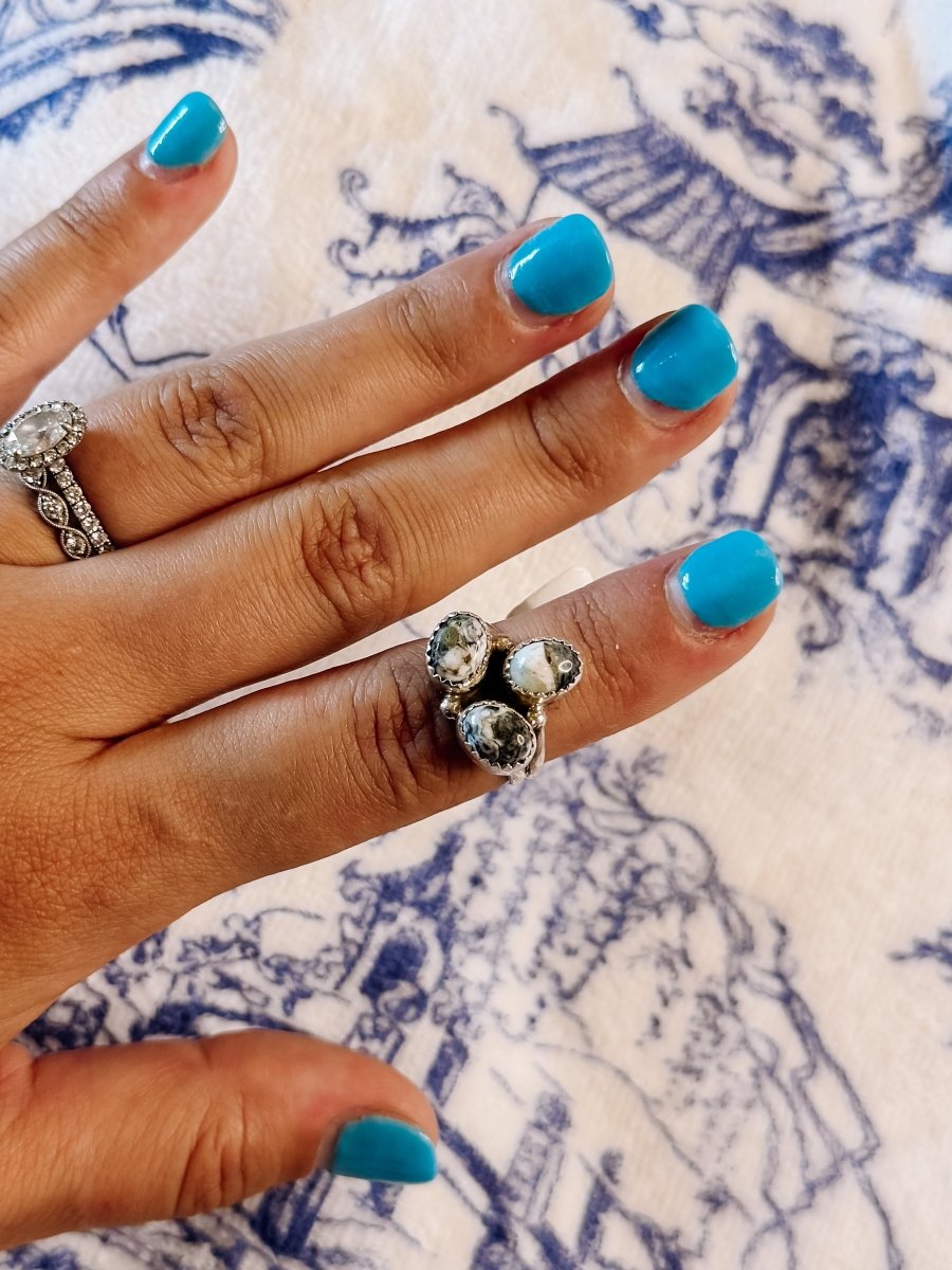 Lindale White Buffalo 3 Stone Ring