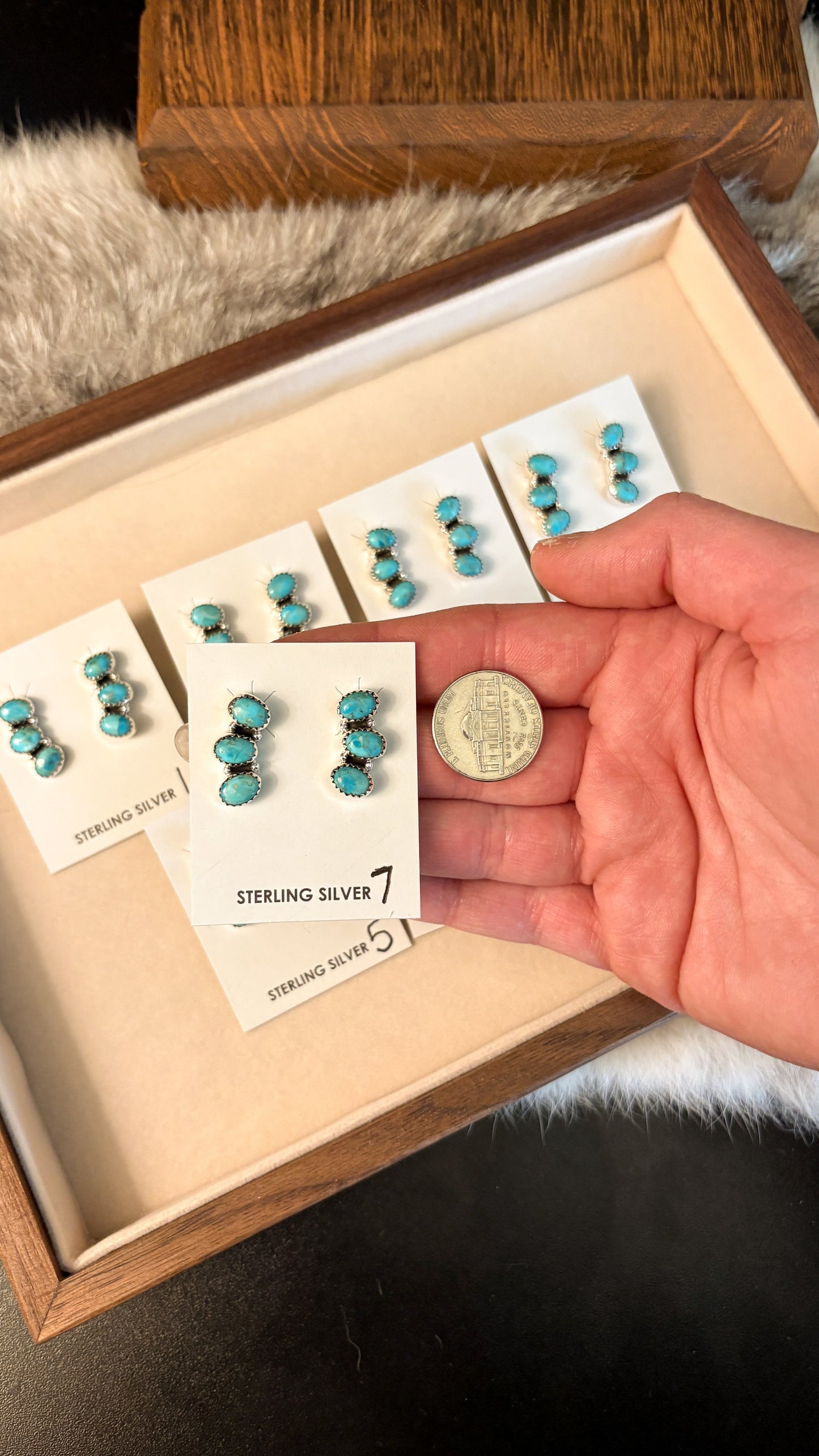 KINGMAN TURQUOISE 3 STONE OVAL SHAPED CRAWLER EARRINGS