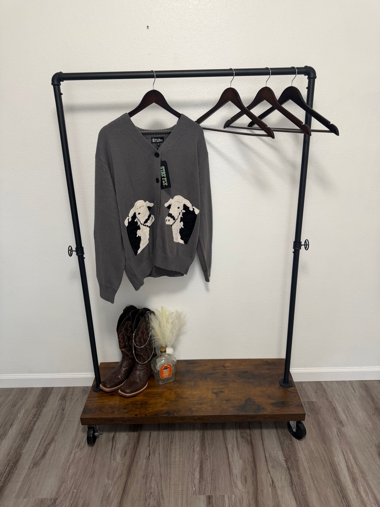L Cattle Sweater