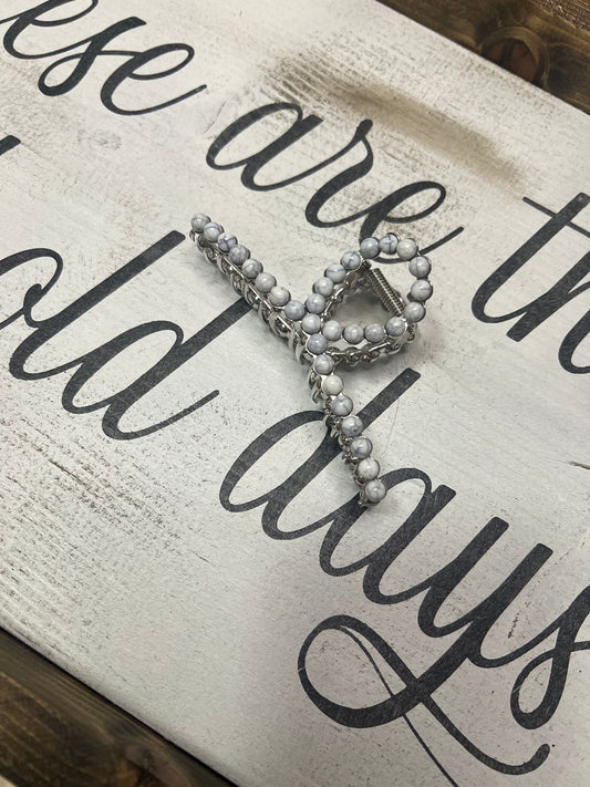 White Claw Clip