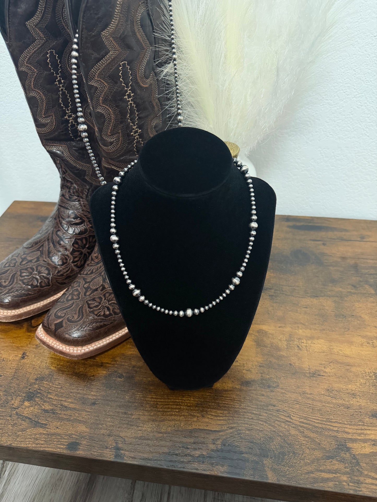 Graduated Pearls Necklace